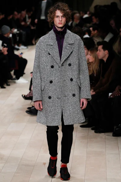 Look 38